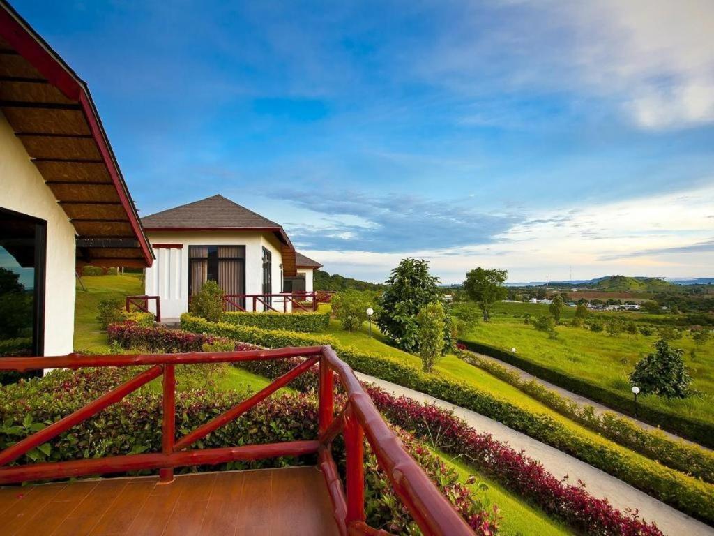 Chantara Valley Resort Mu Si Exterior photo